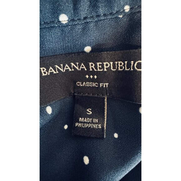 2/$30 Banana Republic Small Classic Fit Navy Sleeveless Button-Up Blouse Polyest - Picture 4 of 16